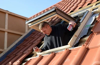 Pose de fenêtres de toit Velux à Felce